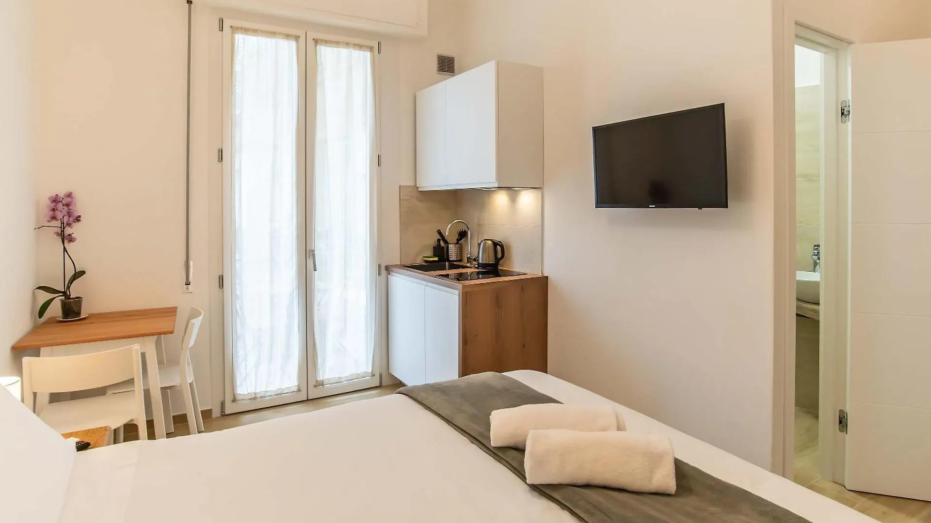 Casa Eleonora Aparthotel Florence Italy