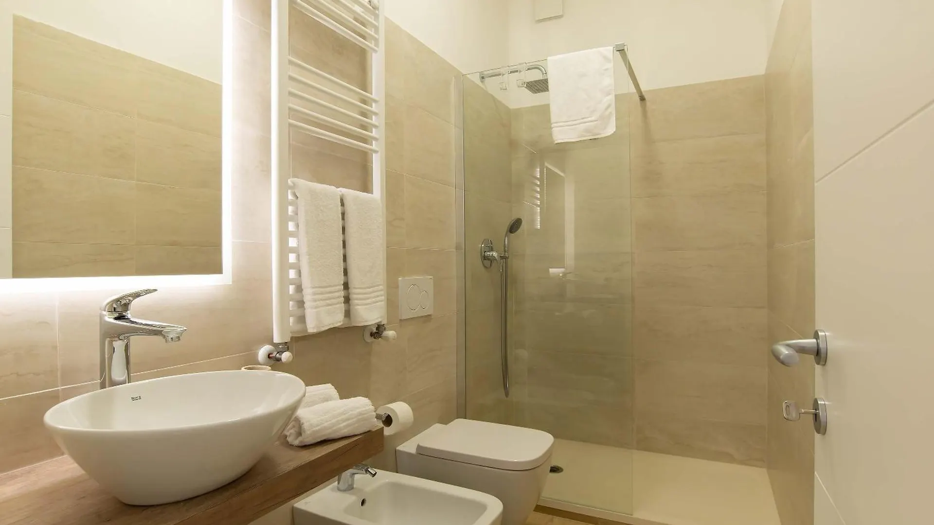 Casa Eleonora Aparthotel Florence Italy
